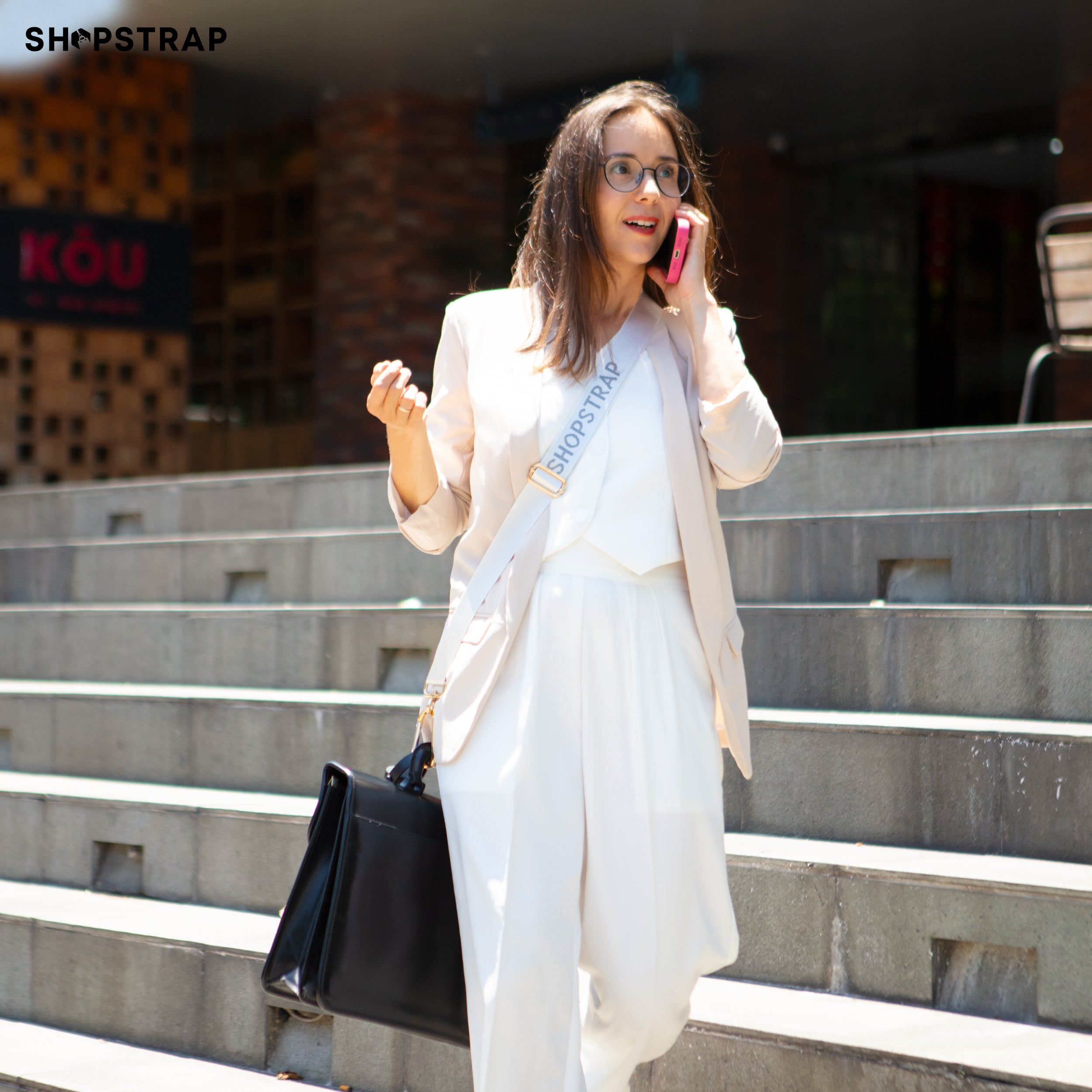 Shopstrap versatile hands-free shopping strap, bag carrier, click and carry, Misty White, business and conference trip
